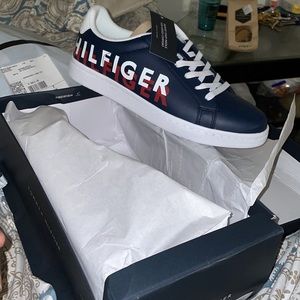 Nice and clean never wear yet